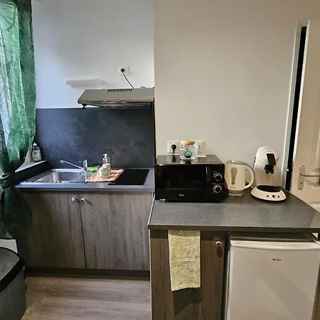 Nassau2 F1 Apartamento Beauvais