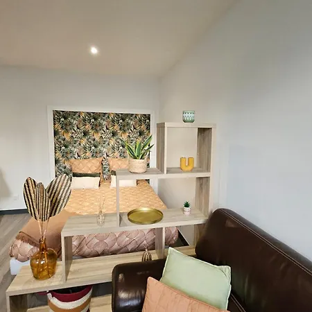 Nassau2 F1 Apartamento Beauvais